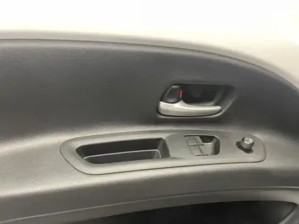 Photo 9 Toyota Aygo 1.0 S-CVT 72 Dynamic