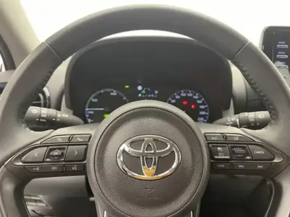 Photo 12 Toyota Yaris Hybride 116h Dynamic