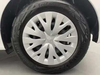 Photo 8 Toyota Yaris Hybride 116h Dynamic