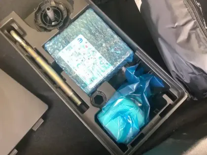 Photo 23 Peugeot 3008 Hybrid 136 e-DCS6 GT