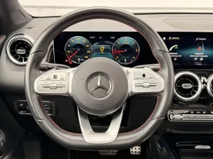 Photo 18 Mercedes GLB 200 d AMG Line