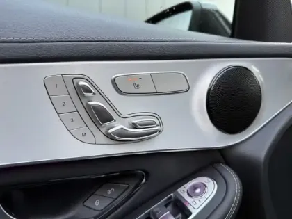 Photo 21 Mercedes Classe GLC 300de 4MATIC AMG Line