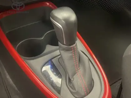 Photo 16 Toyota Aygo 1.0 S-CVT 72 Design