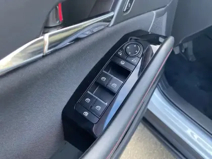 Photo 5 Mazda Cx-30 2.5 e-SKYACTIV-G M-Hybrid 140ch Homura 2025