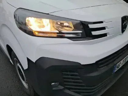 Photo 15 Peugeot Expert  FGN M BLUEHDI 145 S&S EAT8