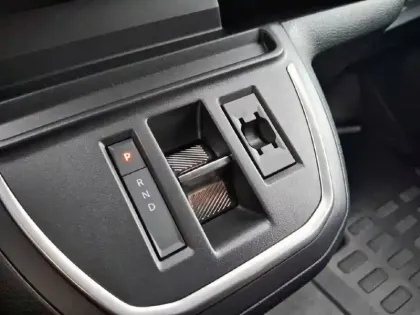 Photo 13 Peugeot Expert  FGN M BLUEHDI 145 S&S EAT8