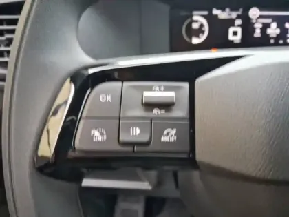 Photo 17 Peugeot Expert  FGN M BLUEHDI 145 S&S EAT8