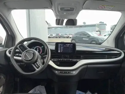 Photo 46 Fiat 500  e 118 ch