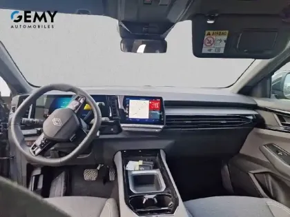 Photo 7 Renault Austral  E-Tech full hybrid 200 GSR2