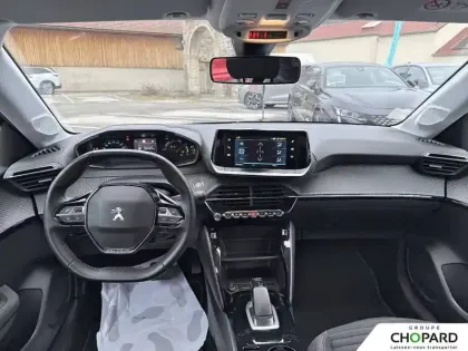 Photo 7 Peugeot 208  Electrique 50 kWh 136ch