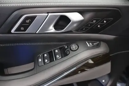 Photo 29 BMW X5  xDrive50e 489 ch BVA8