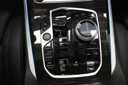 Photo 34 BMW X5  xDrive50e 489 ch BVA8