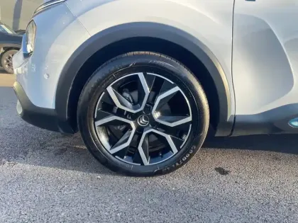 Photo 8 Citroën C4 e- 136 ch Automatique