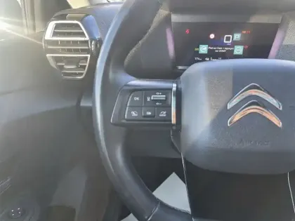 Photo 22 Citroën C4 e- 136 ch Automatique