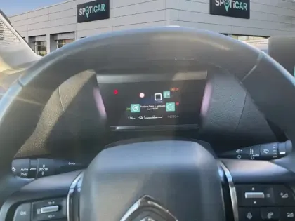 Photo 13 Citroën C4 e- 136 ch Automatique