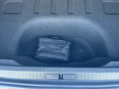 Photo 14 Citroën C4 e- 136 ch Automatique