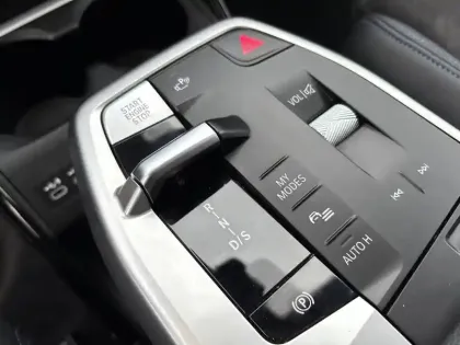 Photo 11 BMW Serie 2 Active Tourer 225e xDrive 245 ch DKG7