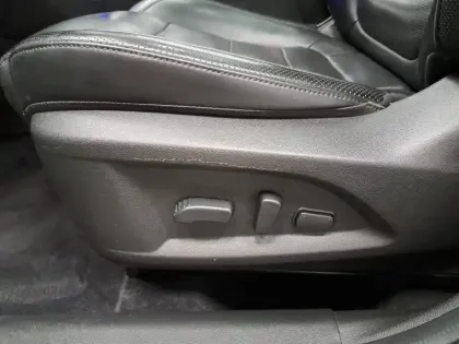 Photo 76 Renault Koleos Gén. II Ph1 Initiale Paris 5