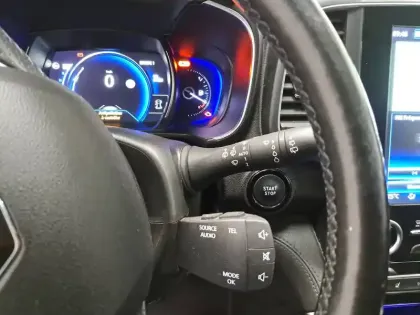 Photo 78 Renault Koleos Gén. II Ph1 Initiale Paris 5