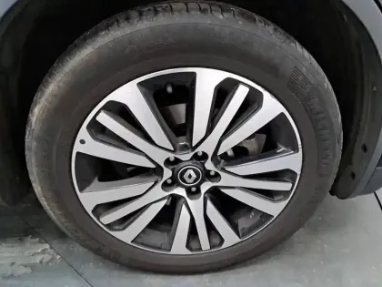 Photo 61 Renault Koleos Gén. II Ph1 Initiale Paris 5