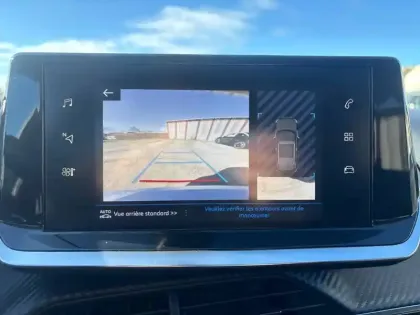 Photo 12 Peugeot 2008  PureTech 130 S&S EAT8