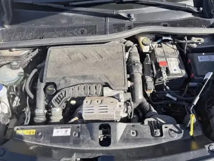 Photo 11 Peugeot 2008  PureTech 130 S&S EAT8