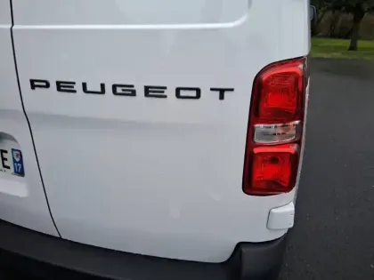 Photo 16 Peugeot Expert  FGN M BLUEHDI 145 S&S EAT8