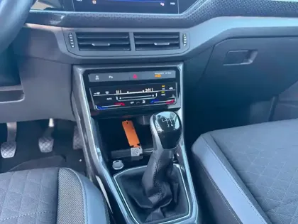 Photo 12 Volkswagen T-cross  1.0 TSI 110 Start/Stop BVM6