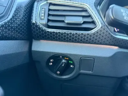 Photo 22 Volkswagen T-cross  1.0 TSI 110 Start/Stop BVM6