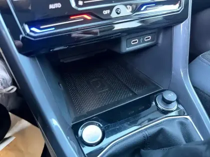 Photo 17 Volkswagen T-cross  1.0 TSI 110 Start/Stop BVM6