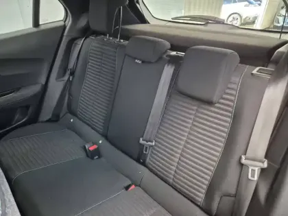 Photo 24 Peugeot 2008  Electrique 136 ch