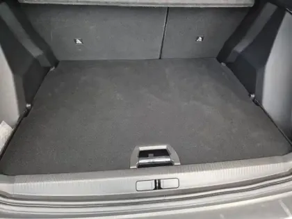 Photo 20 Peugeot 2008  Electrique 136 ch