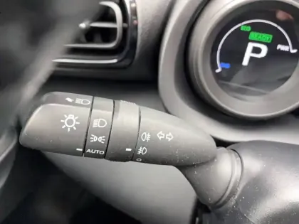 Photo 16 Toyota Yaris  Cross Hybride 116h 2WD