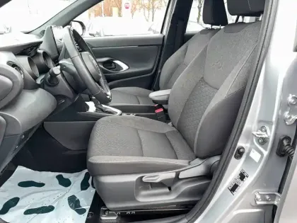 Photo 5 Toyota Yaris  Cross Hybride 116h 2WD