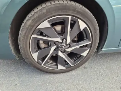 Photo 25 Peugeot 308  SW PureTech 130ch S&S EAT8