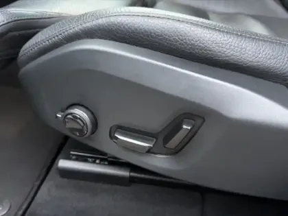 Photo 11 Volvo Xc60  B4 197 ch Geartronic 8