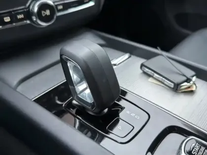 Photo 31 Volvo Xc60  B4 197 ch Geartronic 8