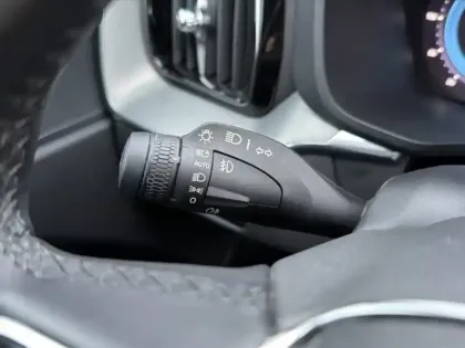 Photo 17 Volvo Xc60  B4 197 ch Geartronic 8