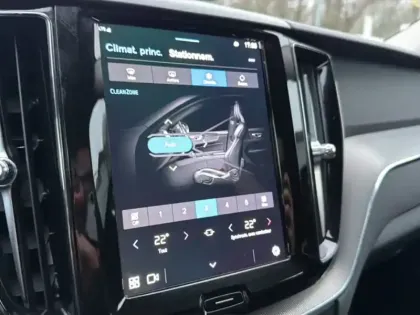 Photo 26 Volvo Xc60  B4 197 ch Geartronic 8