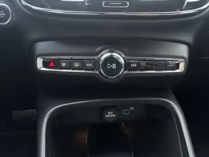 Photo 12 Volvo Xc40  B3 163 ch DCT7