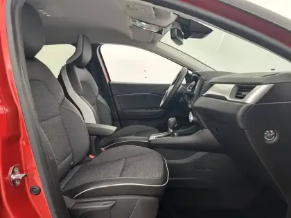 Photo 22 Renault Captur  E-Tech 145 - 21