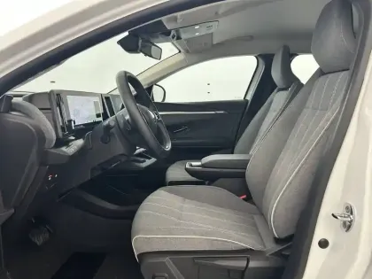 Photo 8 Renault Megane  E-Tech EV60 130ch super charge