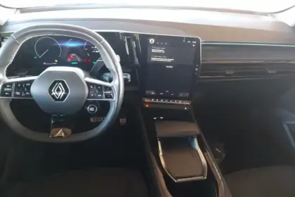 Photo 8 Renault Austral  E-Tech hybrid 200