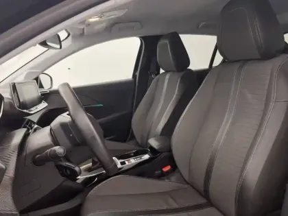 Photo 13 Peugeot 208  PureTech 100 S&S BVM6