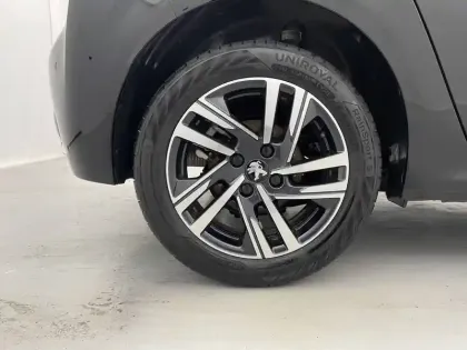 Photo 17 Peugeot 208  PureTech 100 S&S BVM6