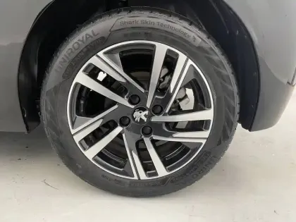 Photo 15 Peugeot 208  PureTech 100 S&S BVM6