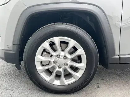 Photo 8 Jeep Compass  1.3 GSE T4 190 ch PHEV AT6 4xe eAWD