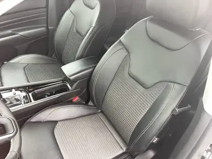 Photo 119 Jeep Compass  1.3 GSE T4 190 ch PHEV AT6 4xe eAWD