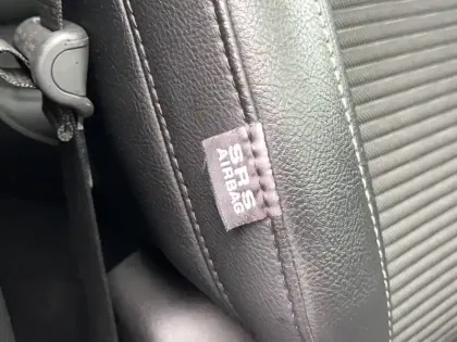 Photo 84 Jeep Compass  1.3 GSE T4 190 ch PHEV AT6 4xe eAWD