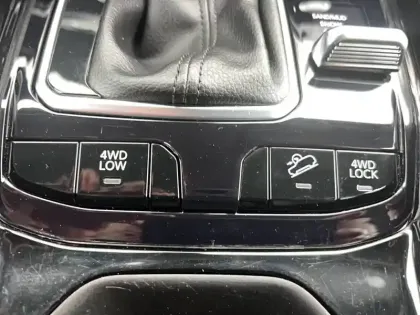 Photo 63 Jeep Compass  1.3 GSE T4 190 ch PHEV AT6 4xe eAWD